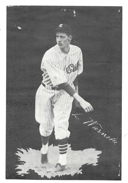 1932 Chicago Cubs Team Issue - Lon Warneke - Baseball Card 