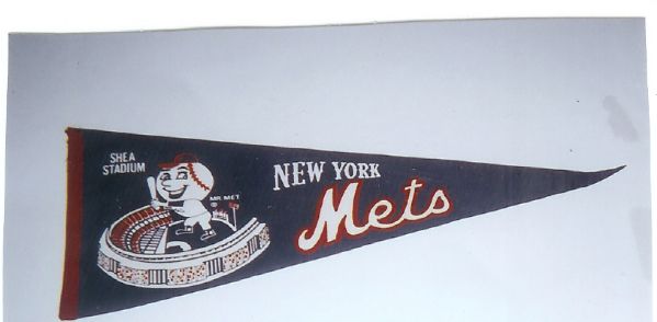 1960's NY Mets (Mr. Met) Large Size Felt Pennant 