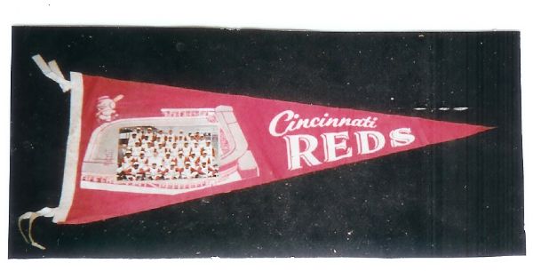 1960 Cincinnati Reds Team Picture Pennant